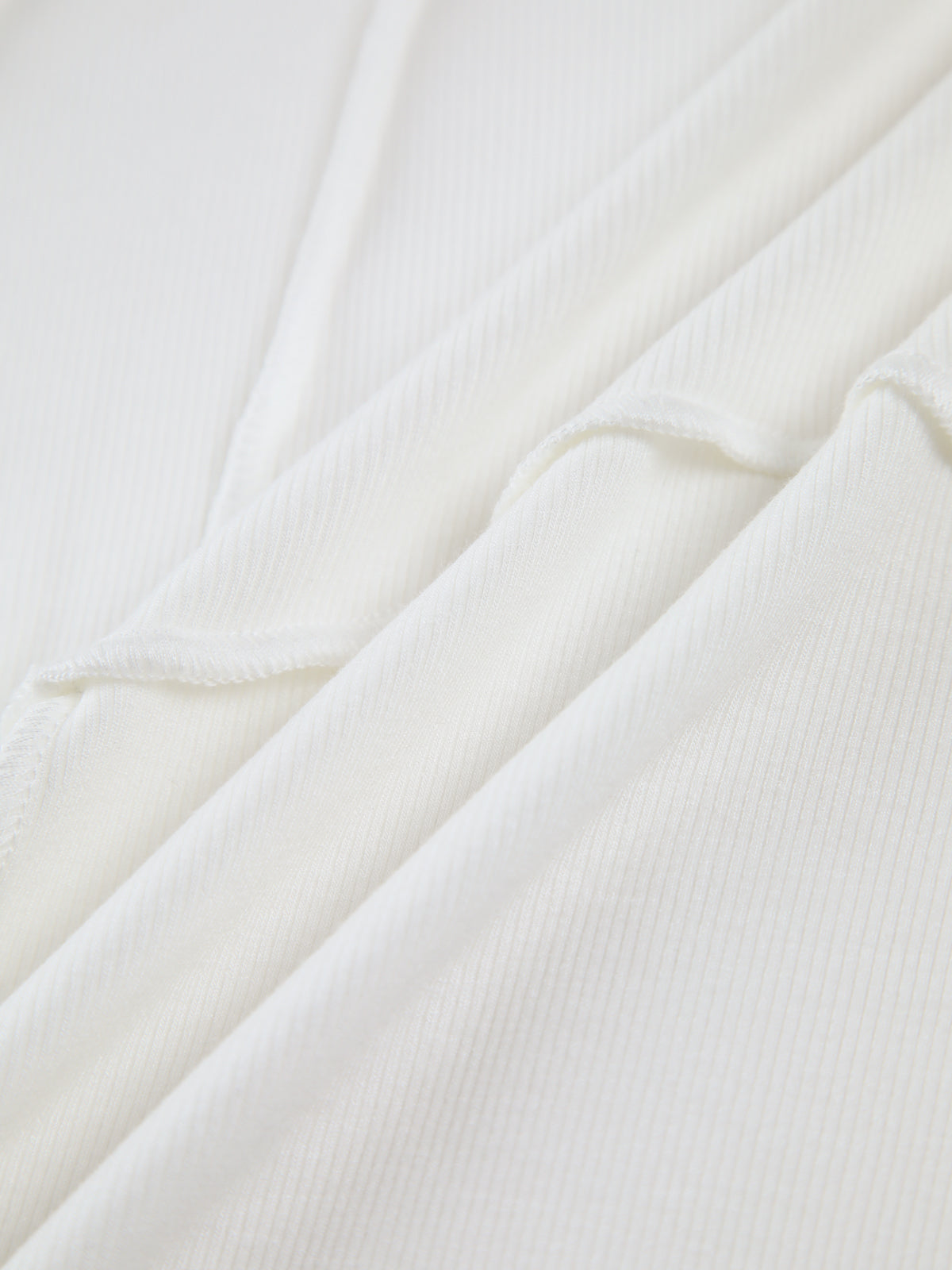 PARIS | SEAM DETAIL RIBBED TOP